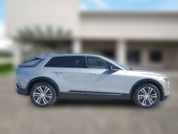 Cadillac LYRIQ Luxury 4dr 2026