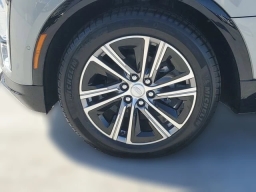 Cadillac LYRIQ Luxury 4dr 2026