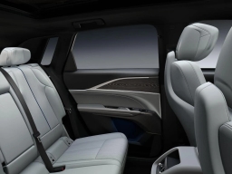 Cadillac LYRIQ Luxury 4dr 2026