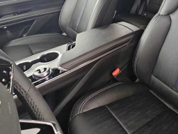 Cadillac LYRIQ Luxury 4dr 2026