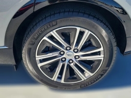 Cadillac LYRIQ Luxury 4dr 2025