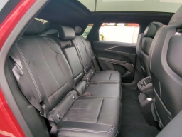 Cadillac LYRIQ 4dr Luxury w/1SC 2025