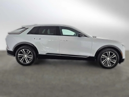 Cadillac LYRIQ Luxury 4dr 2026