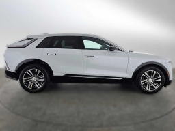 Cadillac LYRIQ Luxury 4dr 2026