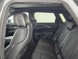 Cadillac LYRIQ Luxury 4dr 2026