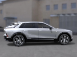 Cadillac LYRIQ Premium Luxury 4dr 2026