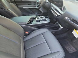 Cadillac LYRIQ Premium Luxury 4dr 2026