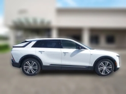 Cadillac LYRIQ Premium Luxury 4dr 2026