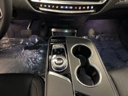 Cadillac LYRIQ Signature Luxury 4dr 2026