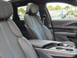 Cadillac LYRIQ Sport 4dr 2025