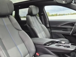 Cadillac LYRIQ Sport 4dr 2026