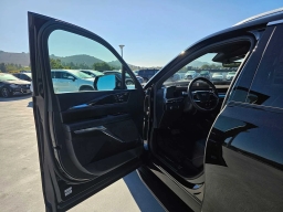 Cadillac Escalade IQL Luxury AWD 4dr 2026