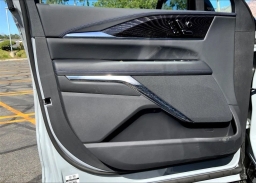 Cadillac Escalade IQL Luxury AWD 4dr 2026