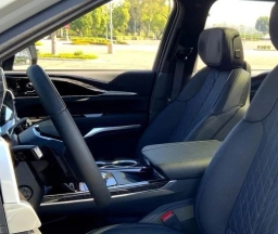 Cadillac Escalade IQL Luxury AWD 4dr 2026