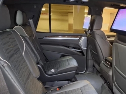 Cadillac Escalade 4WD Platinum Sport 4dr 2026