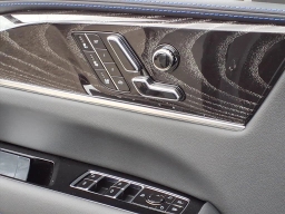 Cadillac Escalade IQ Luxury AWD 4dr 2026