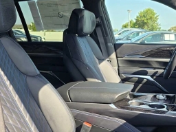 Cadillac Escalade IQ Luxury AWD 4dr 2026