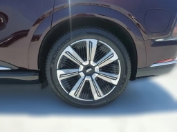 Cadillac Escalade IQ Luxury 1 AWD 4dr 2025