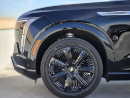 Cadillac Escalade IQ Luxury 1 AWD 4dr 2025