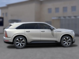 Cadillac Escalade IQ Luxury 2 AWD 4dr 2025