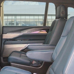 Cadillac Escalade IQ Luxury 2 AWD 4dr 2025