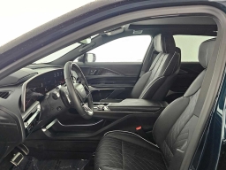 Cadillac LYRIQ LYRIQ-V Premium 4dr 2026