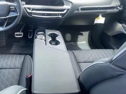 Cadillac LYRIQ LYRIQ-V Premium 4dr 2026