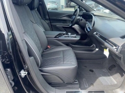 Cadillac LYRIQ LYRIQ-V Premium 4dr 2026