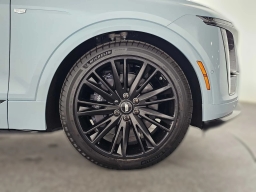 Cadillac LYRIQ LYRIQ-V Premium 4dr 2026