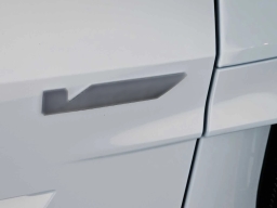 Cadillac LYRIQ LYRIQ-V Premium 4dr 2026