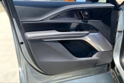 Cadillac LYRIQ LYRIQ-V Premium 4dr 2026