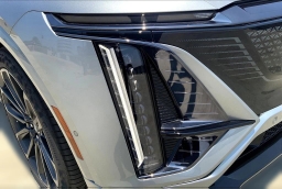 Cadillac LYRIQ LYRIQ-V Premium 4dr 2026