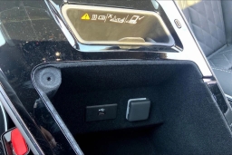 Cadillac LYRIQ LYRIQ-V Premium 4dr 2026