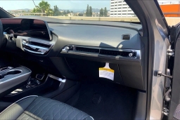 Cadillac LYRIQ LYRIQ-V Premium 4dr 2026