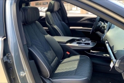 Cadillac LYRIQ LYRIQ-V Premium 4dr 2026