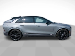 Cadillac LYRIQ 4dr LYRIQ-V 2026