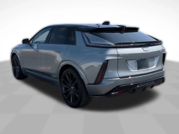 Cadillac LYRIQ 4dr LYRIQ-V 2026