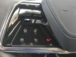 Cadillac LYRIQ 4dr LYRIQ-V 2026