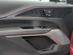 Cadillac LYRIQ 4dr LYRIQ-V 2026