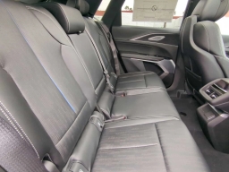 Cadillac LYRIQ 4dr LYRIQ-V 2026