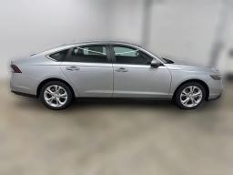 Honda Accord Sedan LX CVT 2026