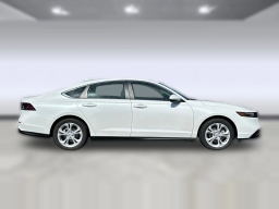 Honda Accord Sedan LX CVT 2026