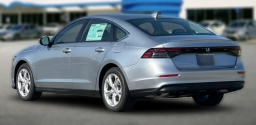 Honda Accord Sedan LX CVT 2026
