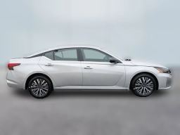 Nissan Altima SV FWD 2025