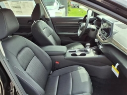 Nissan Altima SV FWD 2026