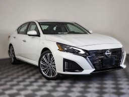 Nissan Altima SL FWD 2025