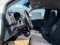 Nissan Frontier S King Cab 4x4 2026