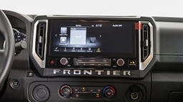 Nissan Frontier SV Crew Cab 4x2 2025