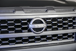 Nissan Frontier SV Crew Cab 4x2 2025