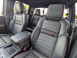 Nissan Frontier PRO-X Crew Cab 4x2 2026